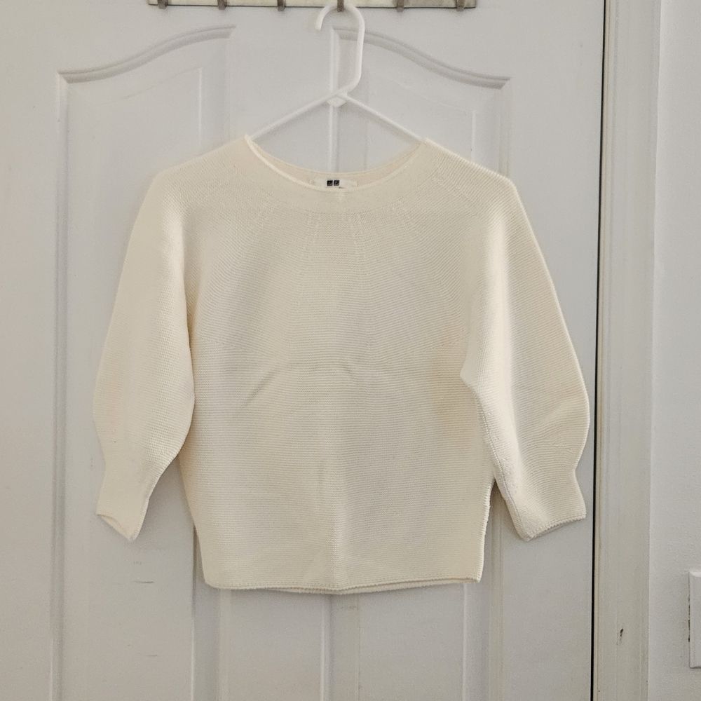 Uniqlo Cream Knit Sweater